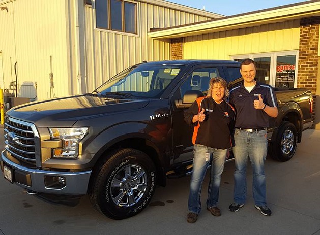  Dyersville Iowa Ford F-150 Dealer